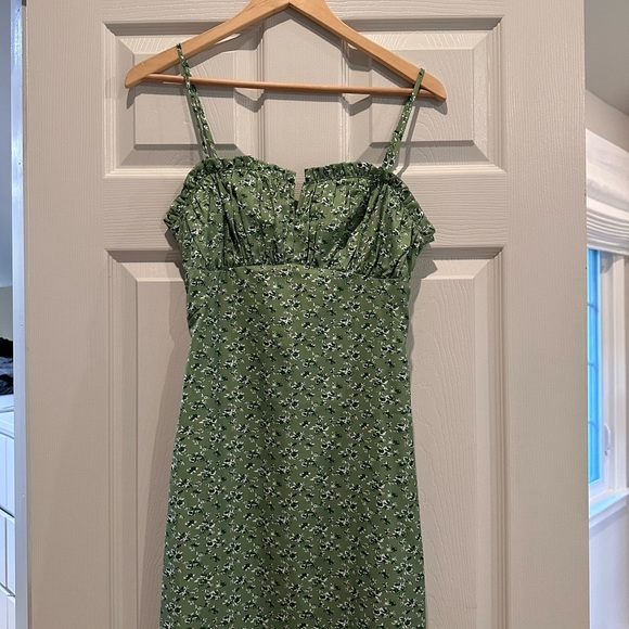 Lush Dresses & Skirts - Lush Floral Keyhole Sleeveless Slip Dress